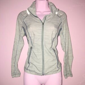 lulu grey zip